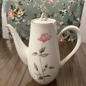 Vintage 1950s Dawn Rose Teapot - Style House Bone China